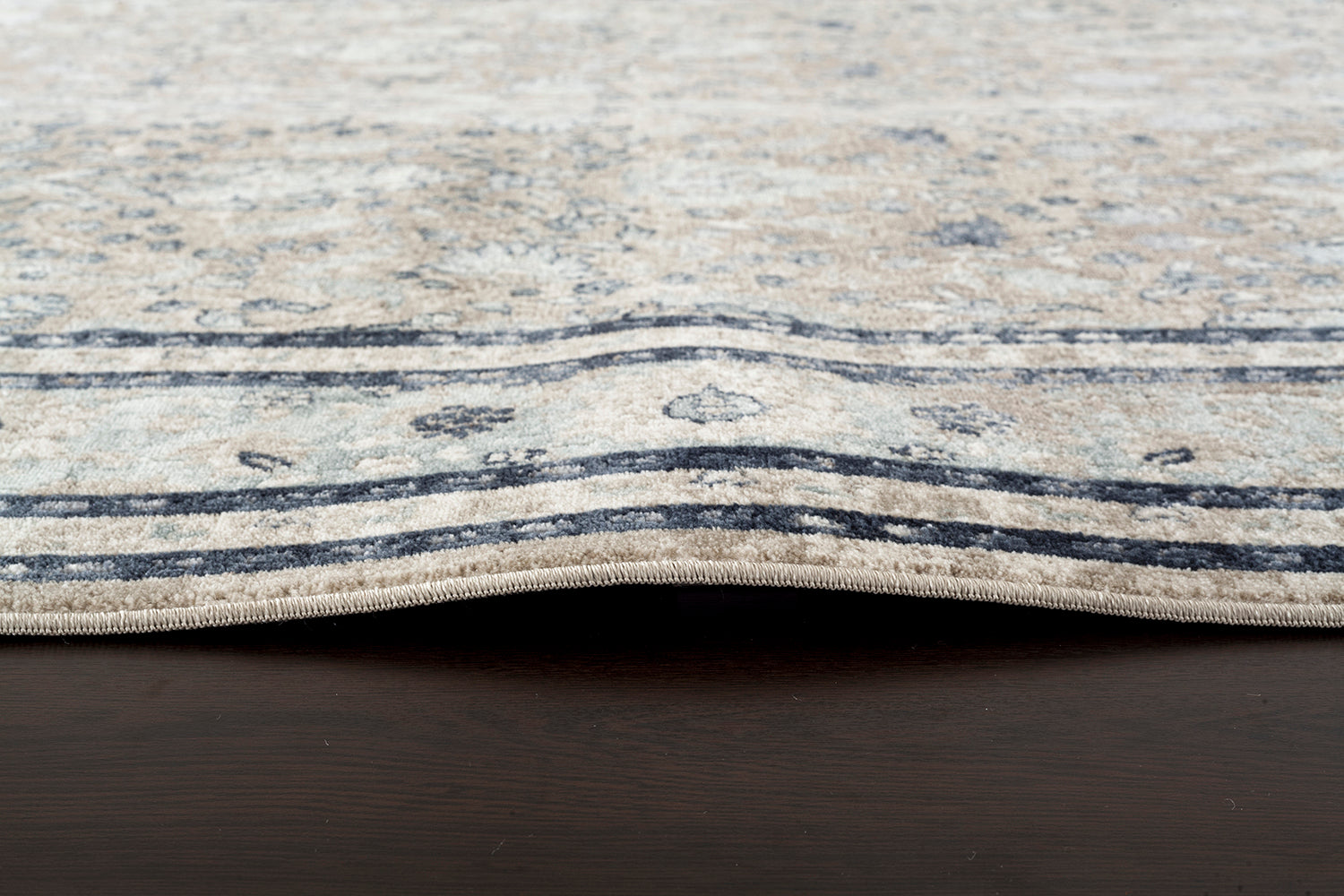 Providence Esquire Rim Traditional Beige Rug Rug Culture