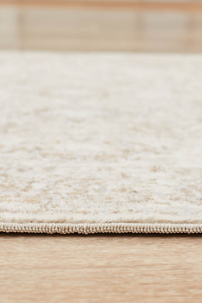 Providence Esquire Ballad Traditional Cream Runner Rug Culture