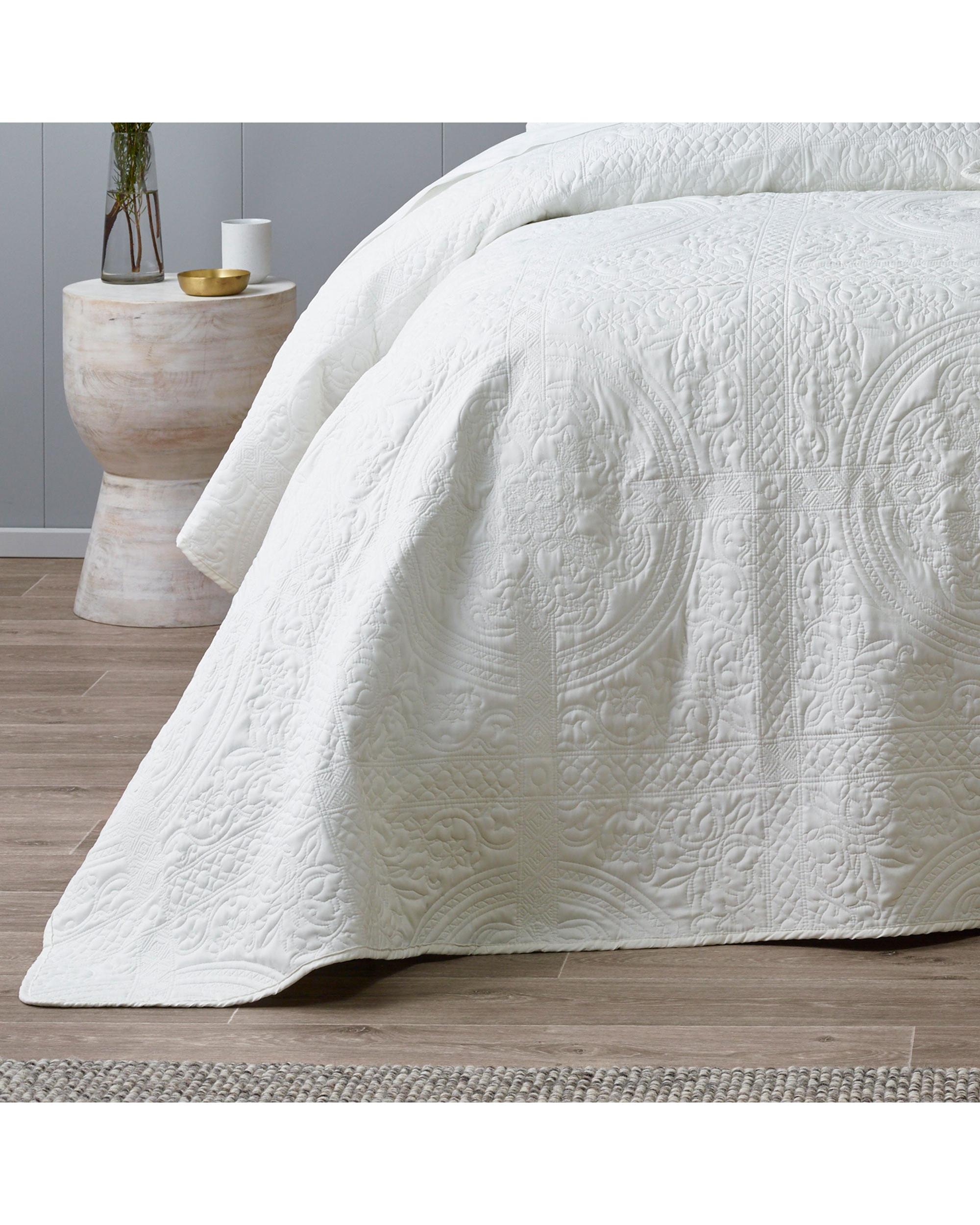 Bianca Bedding ANNORA BEDSPREAD SET WHITE Bianca Bedding