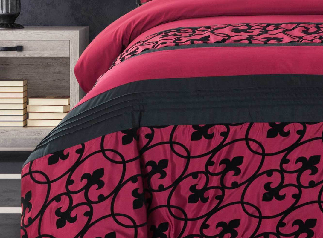 Luxton Afton Red and Black Quilt Cover Set (Reversable) Luxton