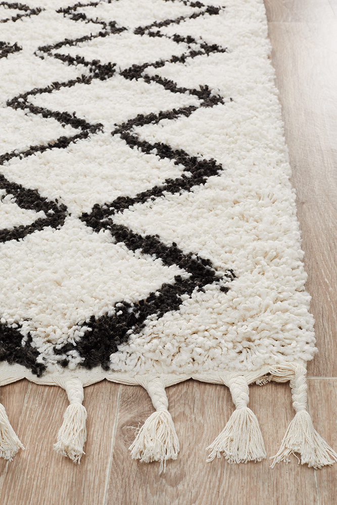 Saffron 11 White Runner Rug Rug Culture