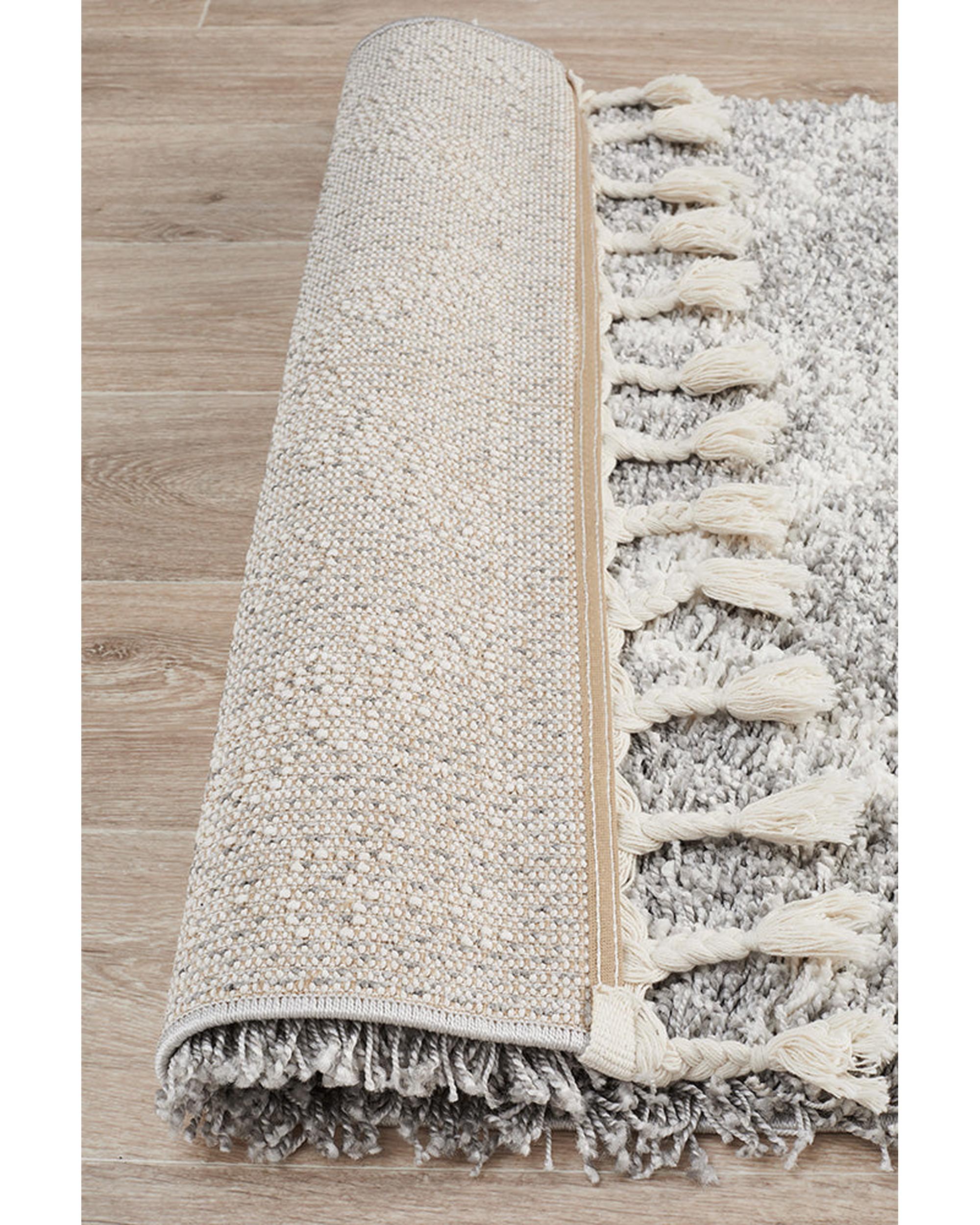 Saffron 33 Silver Runner Rug Rug Culture