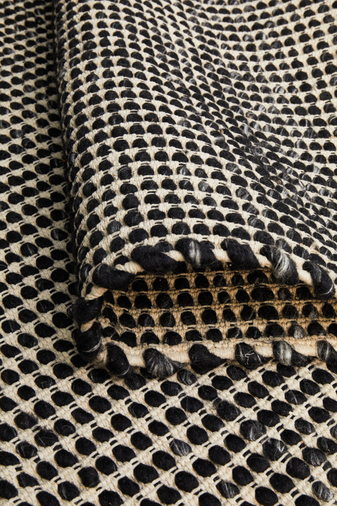 Skandinavian 300 Black Rug Rug Culture