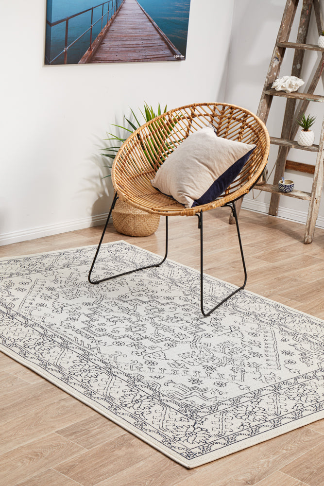 Seaside 5555 White Rug RUG CULTURE