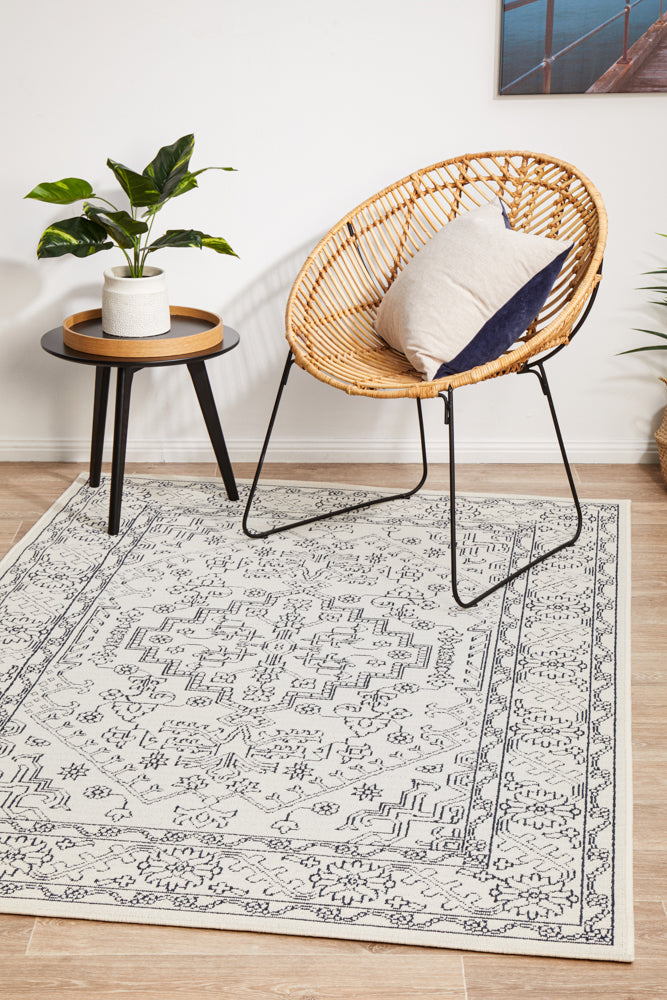 Seaside 5555 White Rug RUG CULTURE