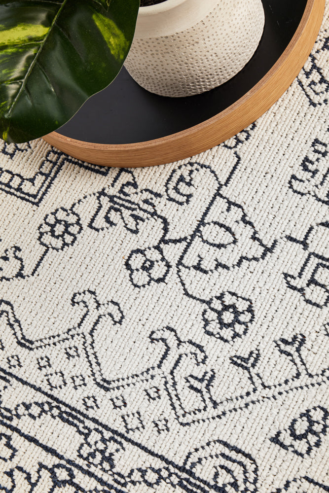 Seaside 5555 White Rug RUG CULTURE