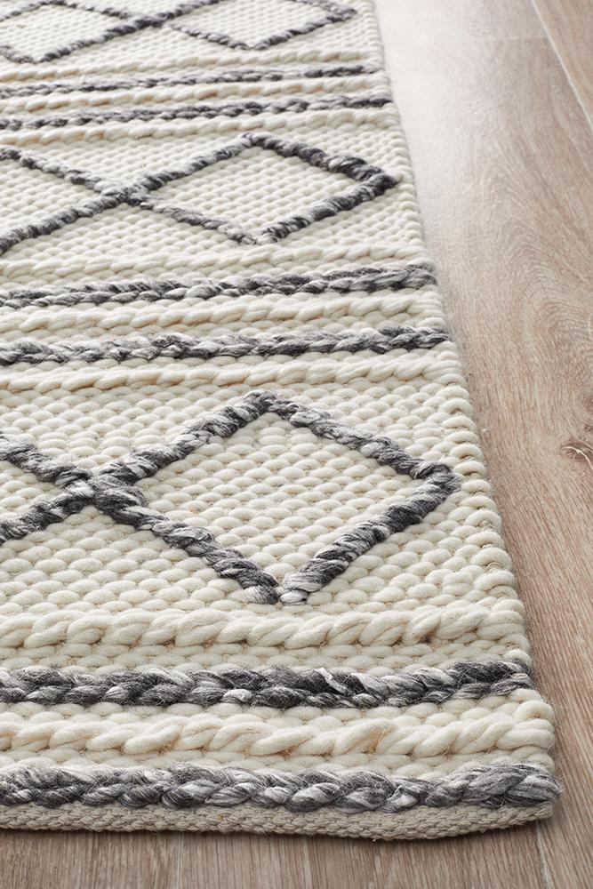 Studio Milly Textured Woollen Rug White Grey Rug Culture