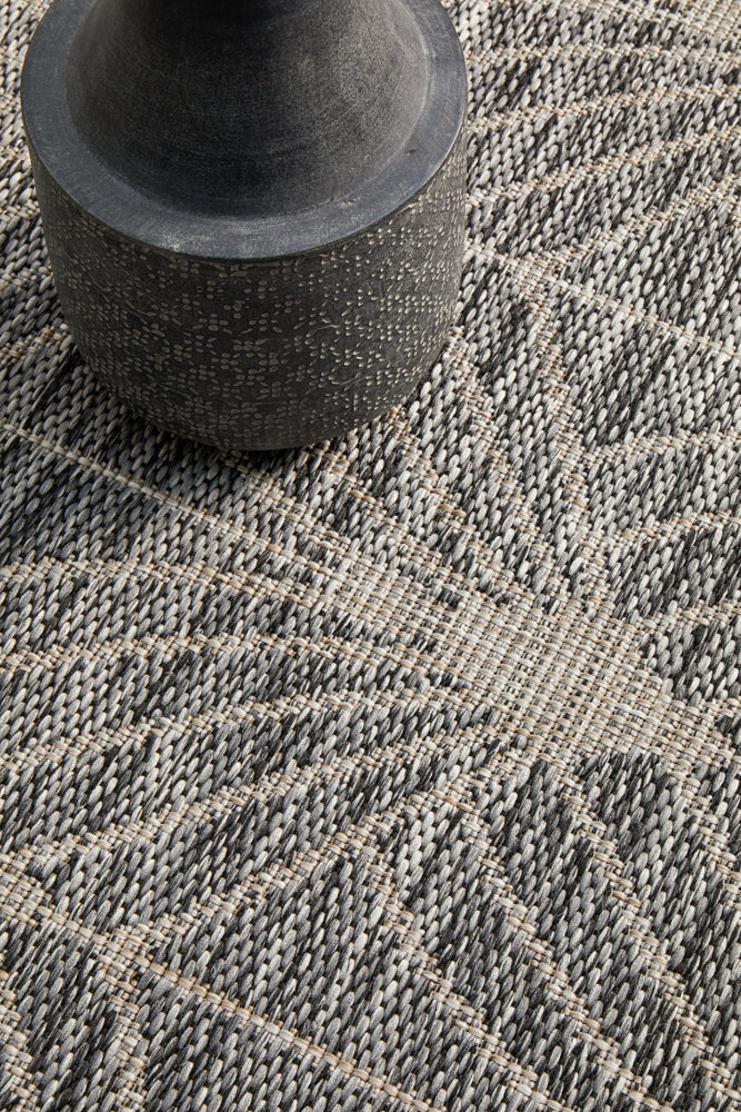 Rug Culture Terrace 5502 Black Rug Culture