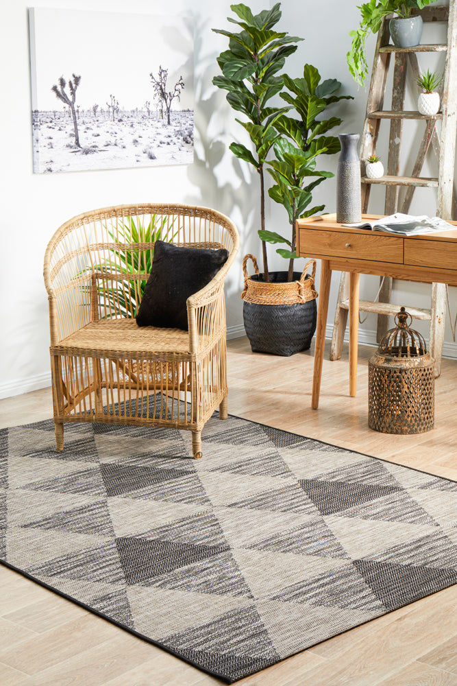 Rug Culture Terrace 5503 Black Rug Culture