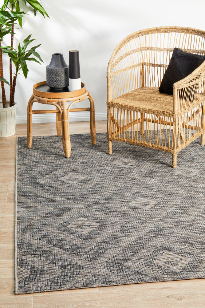 Rug Culture Terrace 5504 Black Rug Culture