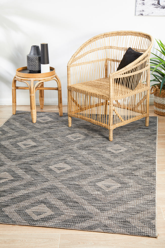 Rug Culture Terrace 5504 Black Rug Culture