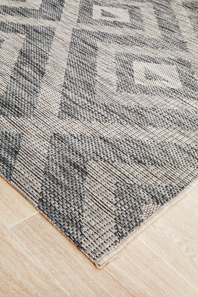 Rug Culture Terrace 5504 Black Rug Culture