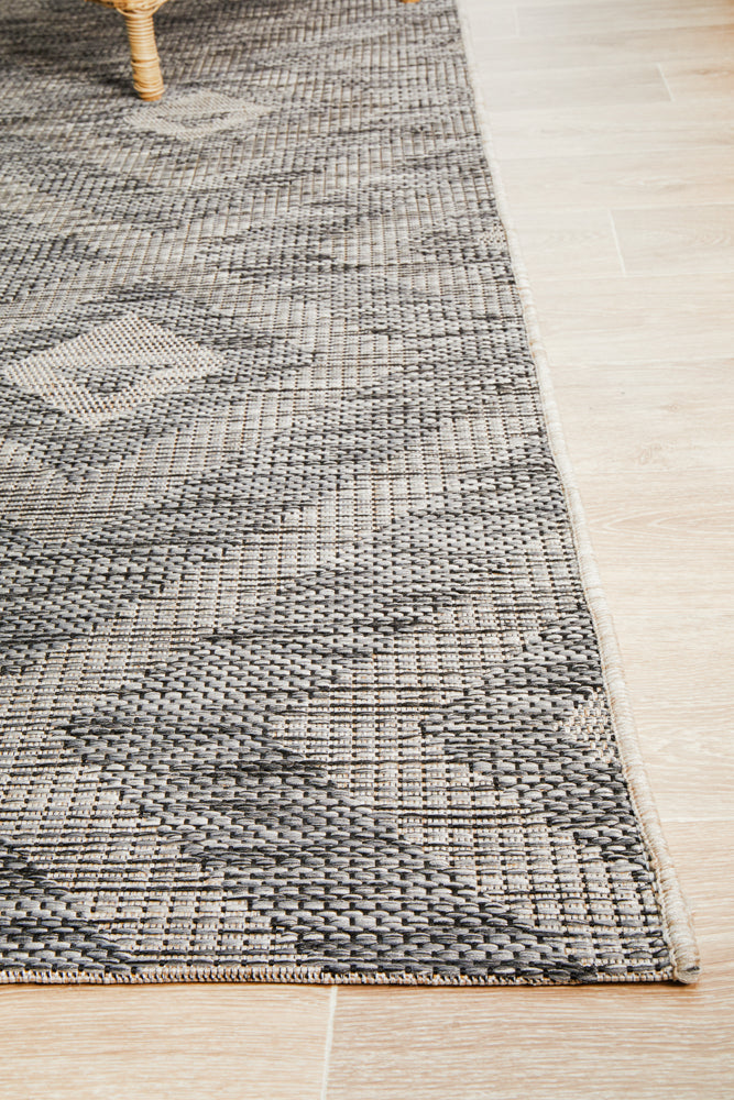 Rug Culture Terrace 5504 Black Rug Culture