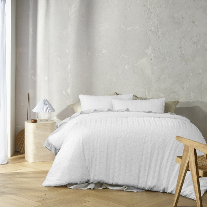 The Big Sleep White Circles Soft Touch Tufted Quilt Cover Sets The Big Sleep