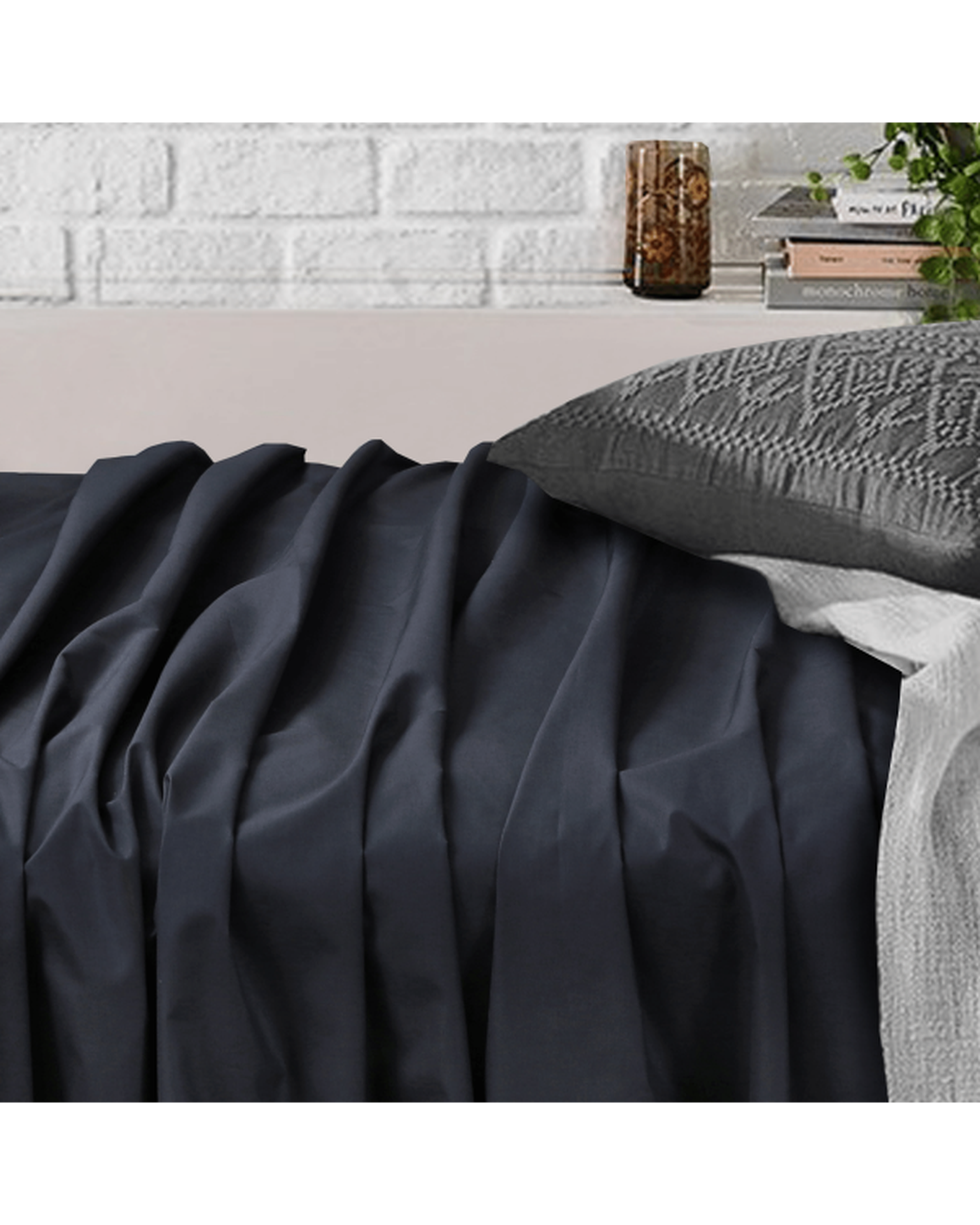 Amsons Black Bedsheets Set- Flat & Fitted Sheets With Pillowcases Amsons