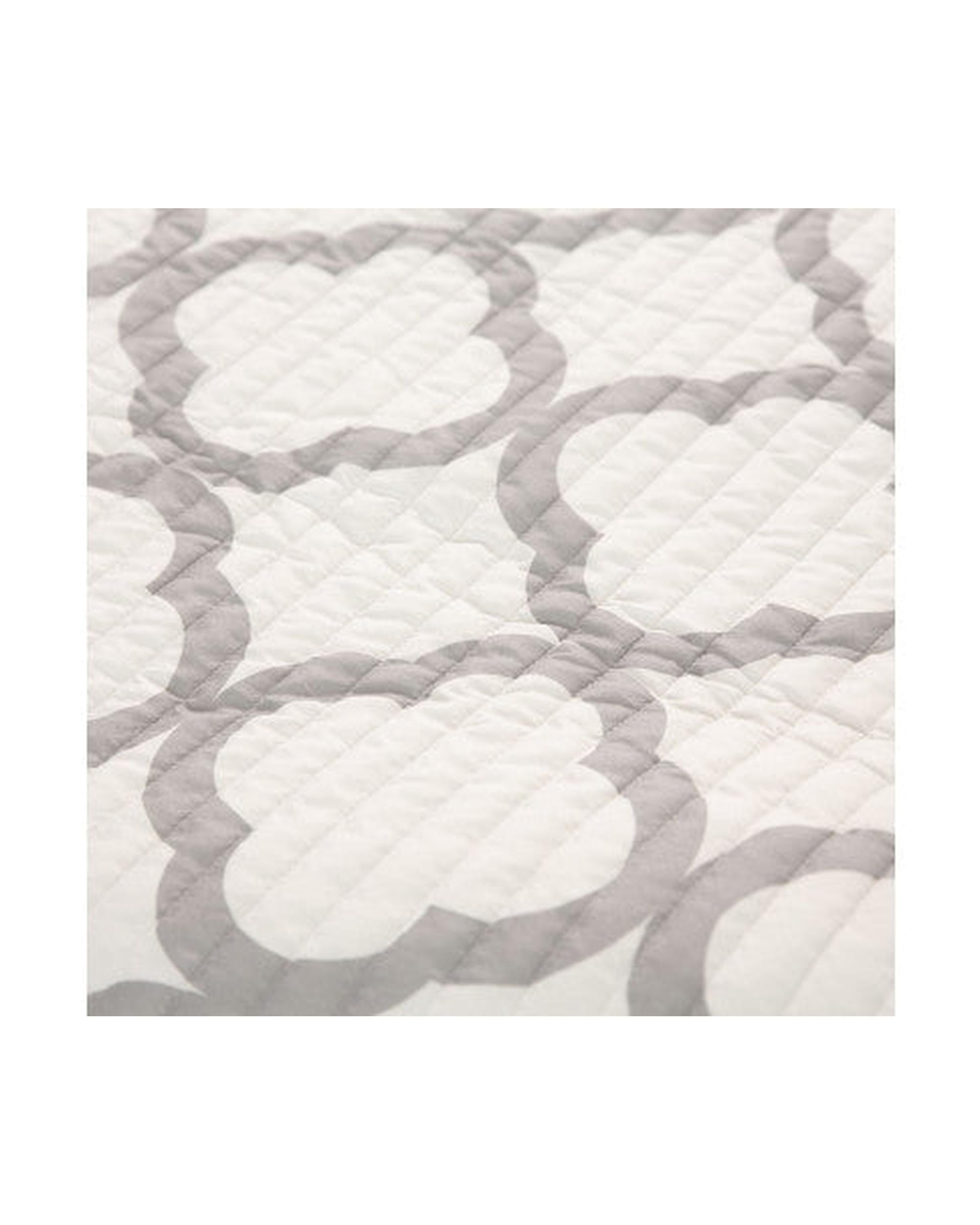 Royal Comfort Bamboo Cooling Reversible 7 Piece Comforter Set Bedspread - White Royal Comfort