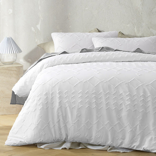 The Big Sleep White Zig Zags Soft Touch Tufted Quilt Cover Sets The Big Sleep