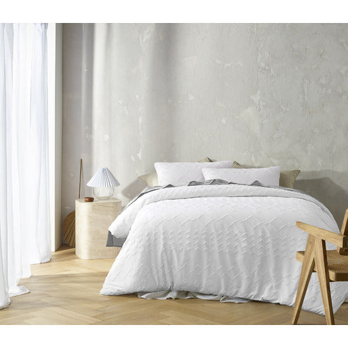 The Big Sleep White Zig Zags Soft Touch Tufted Quilt Cover Sets The Big Sleep