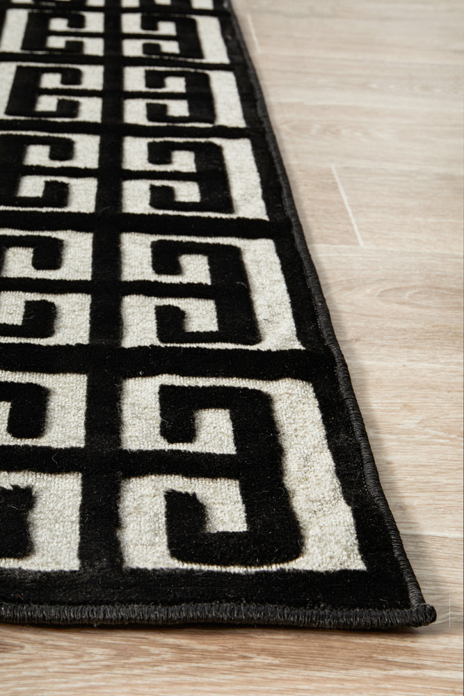 York Brenda Black & Gold Rug RUG CULTURE