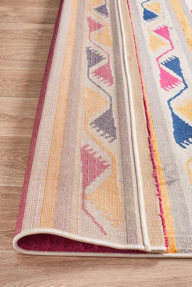 Zanzibar 761 Crimson Rug Culture