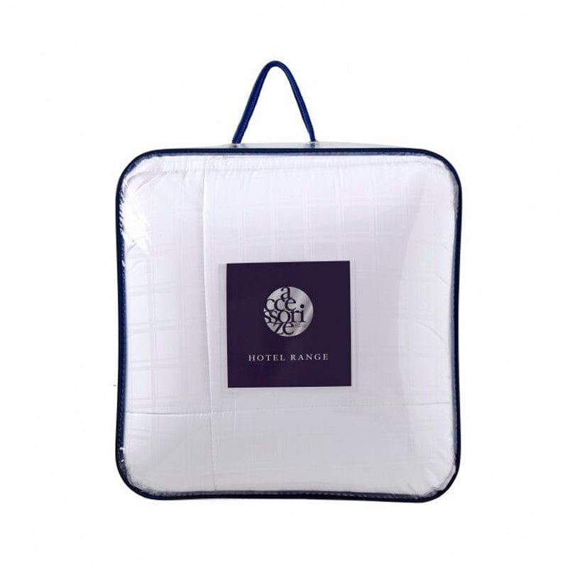 Accessorize Duvet/Quilt Accessorize Deluxe Hotel All Seasons Quilt Range