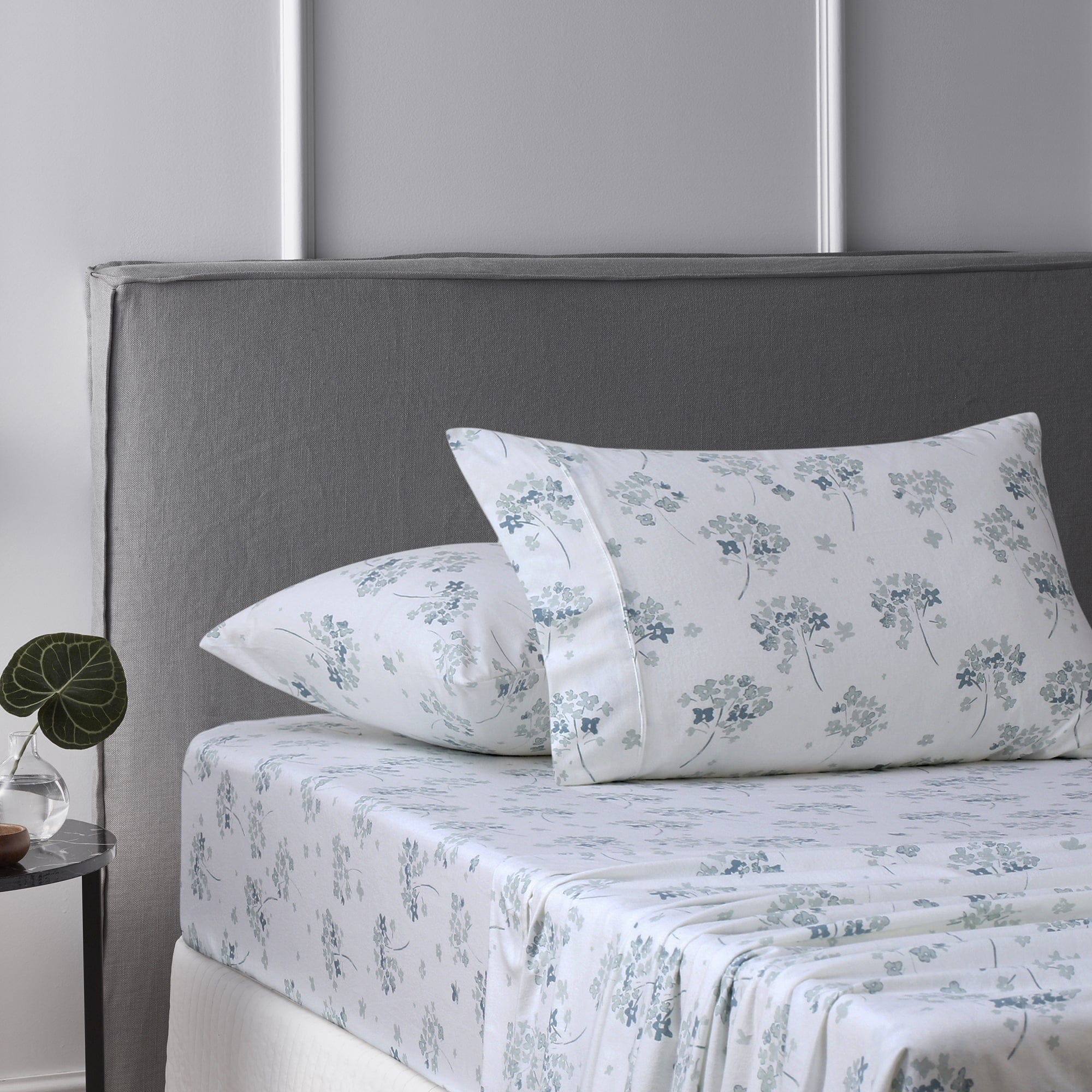 Accessorize Bed Sheets Accessorize Flower Bunch Light Blue Cotton Flannelette Sheet Set