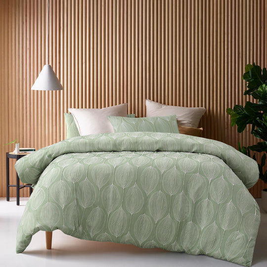 Accessorize Leaf Jacquard Quilt Cover Set Accessorize