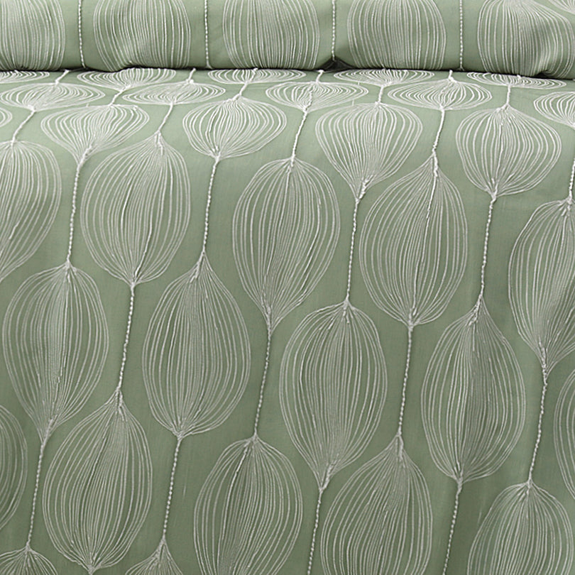 Accessorize Leaf Jacquard Quilt Cover Set Accessorize