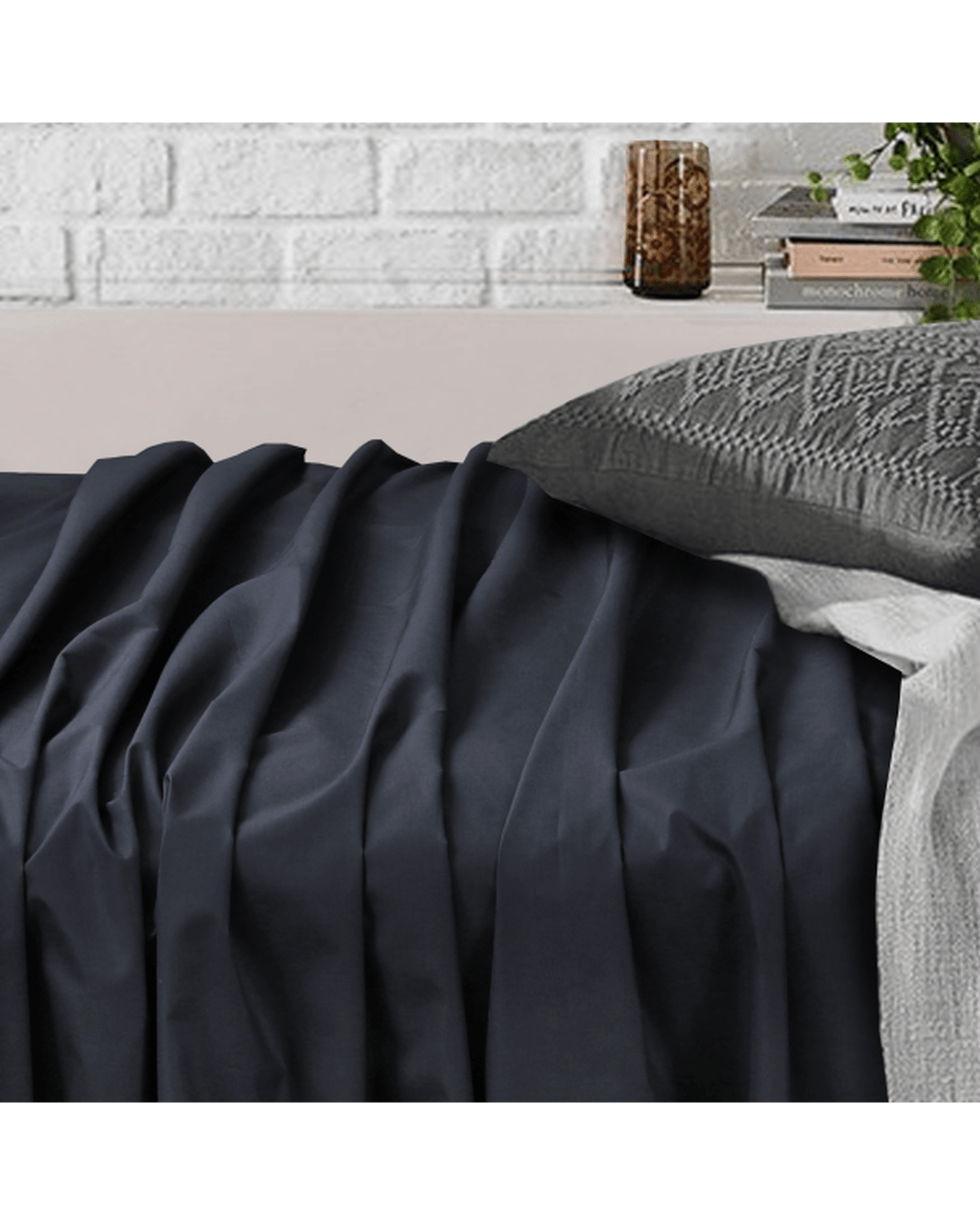 Amsons Bed Sheets Amsons Black Bedsheets Set- Flat & Fitted Sheets With Pillowcases