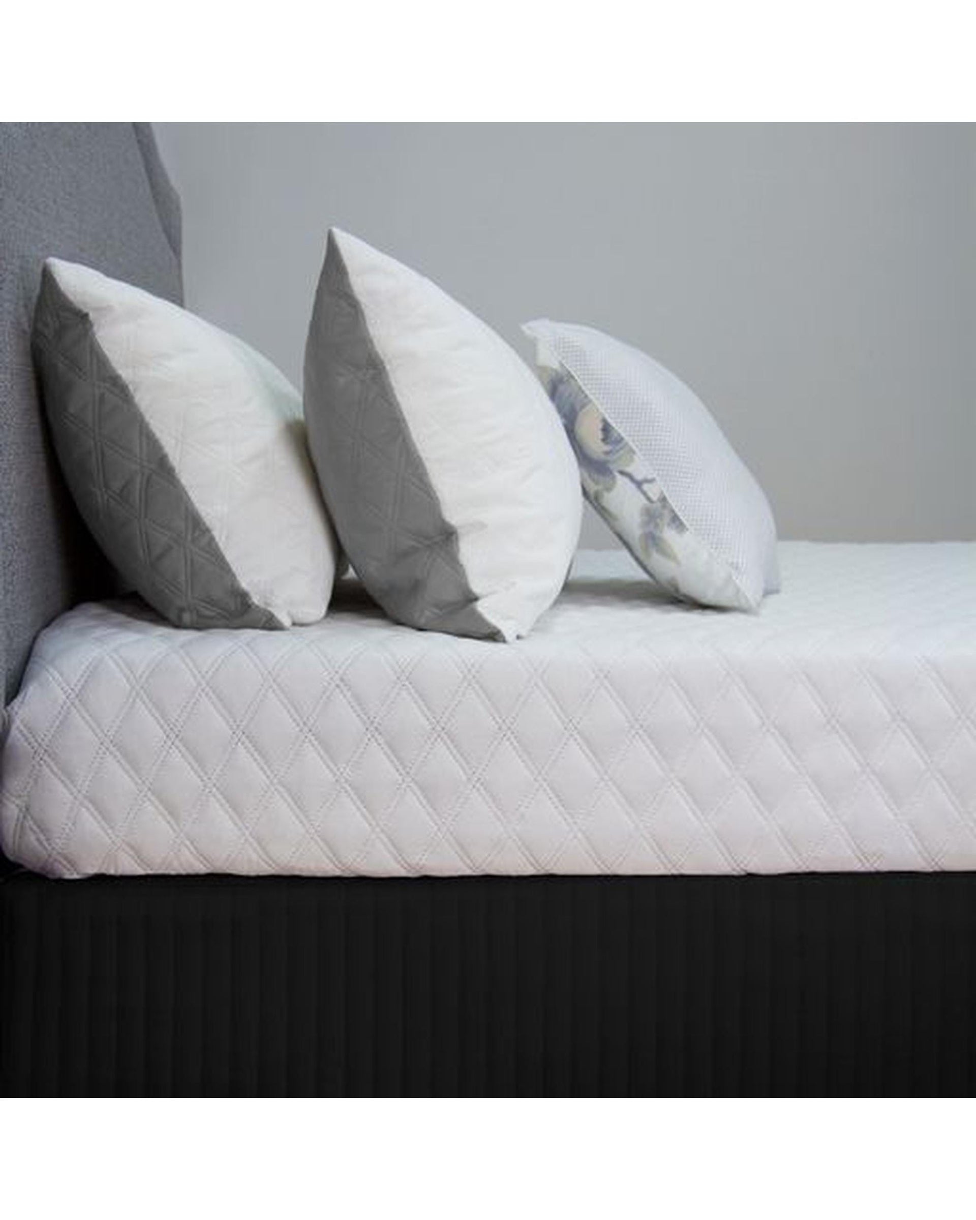 Ardor Bedding Valance Ardor Boudoir Quilted Valance - Black