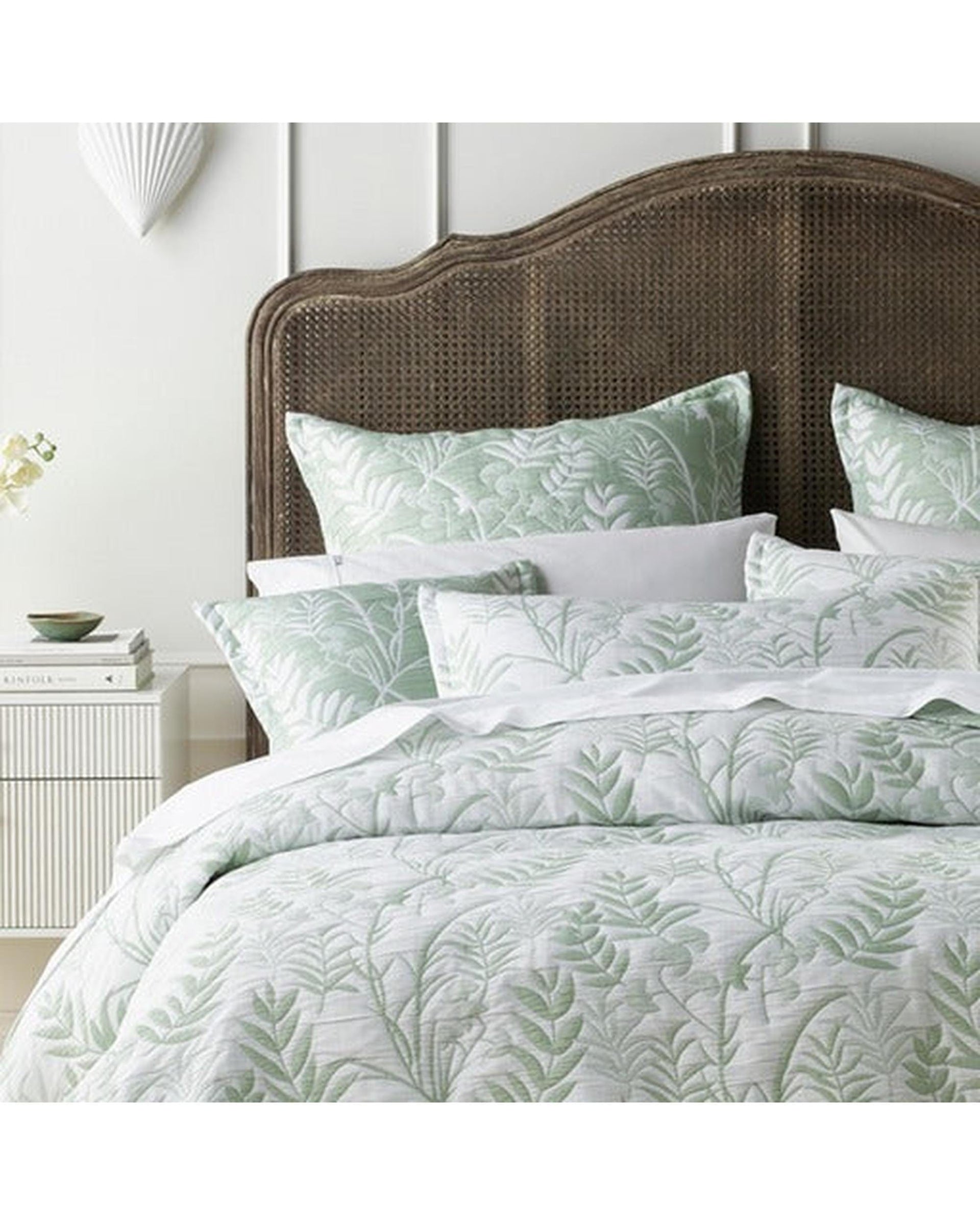 Bianca Bedding Comforter Bianca Bedding Eden Sage Polyester/Cotton Bedspread Set