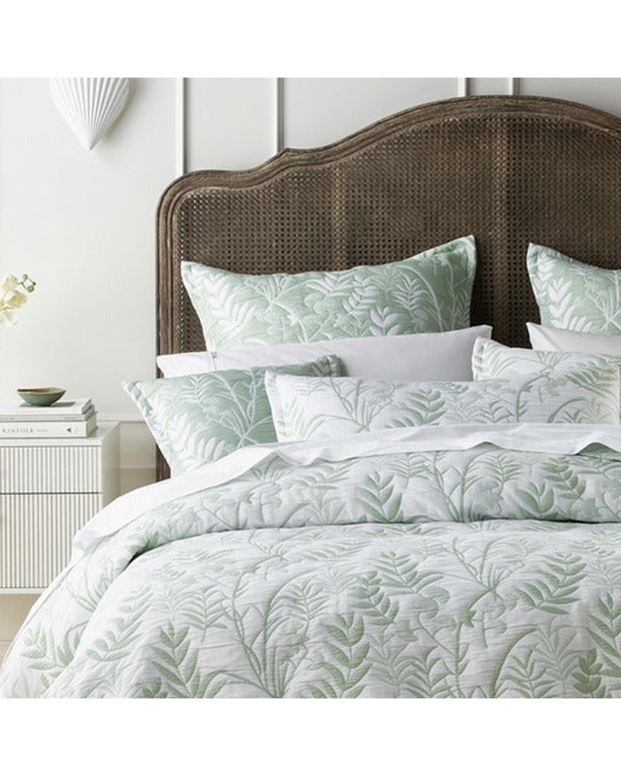 Bianca Bedding Comforter Bianca Bedding Eden Sage Polyester/Cotton Bedspread Set