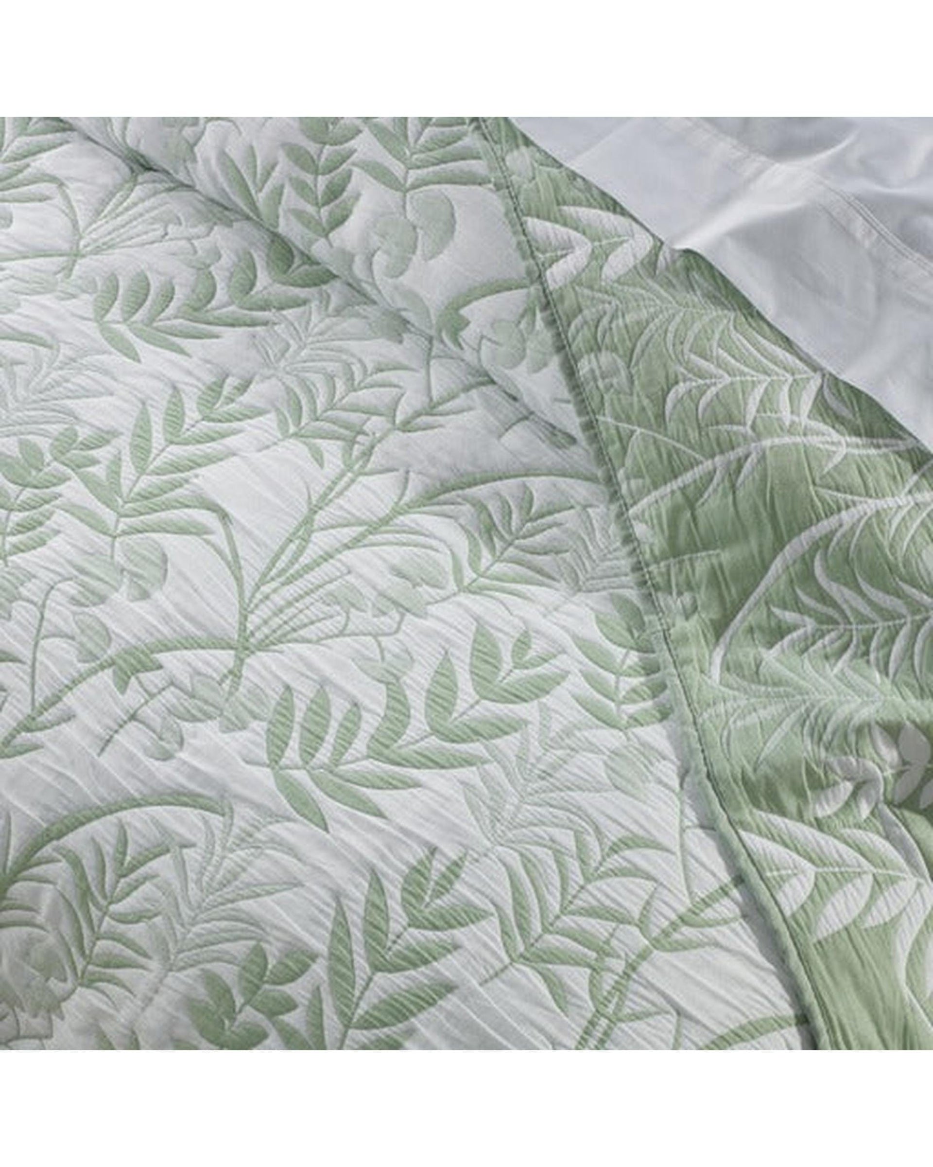 Bianca Bedding Comforter Bianca Bedding Eden Sage Polyester/Cotton Bedspread Set