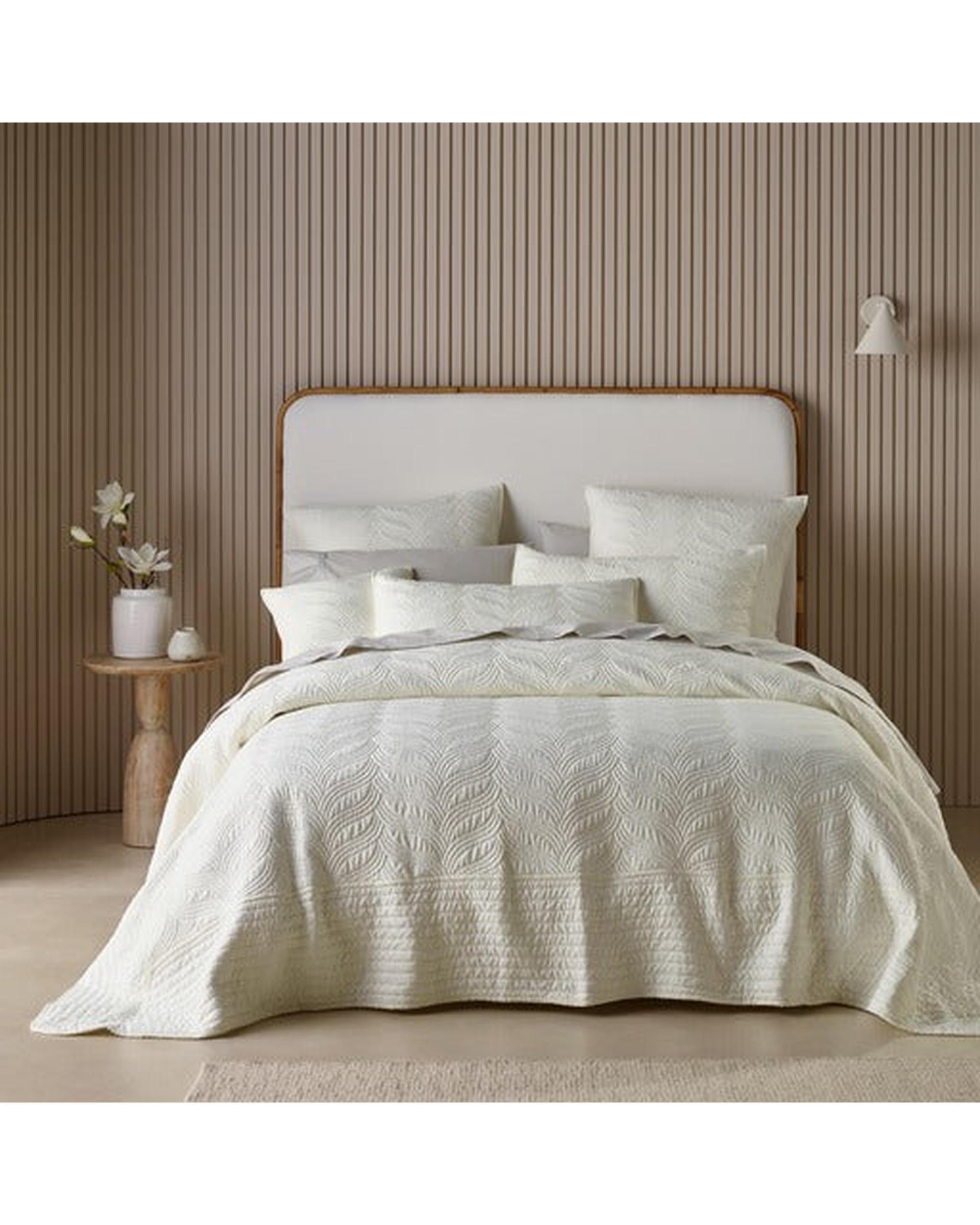 Bianca Bedding Comforter Bianca Bedding Kamala Cream Polyester Bedspread Set