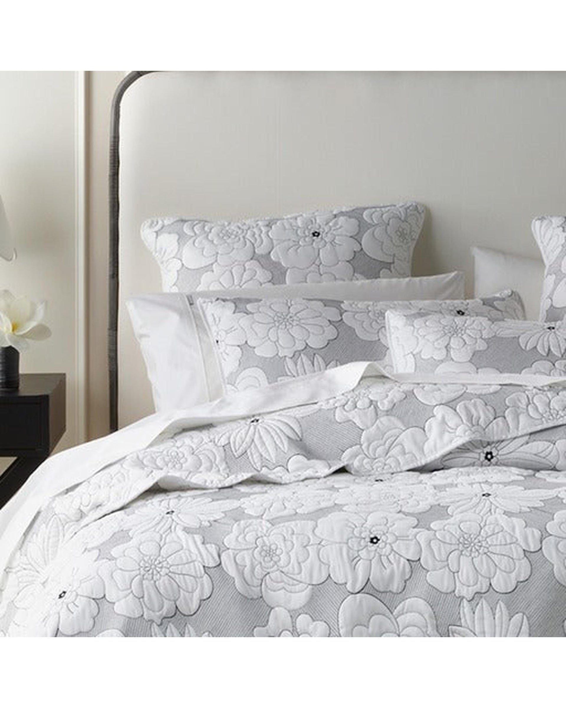 Bianca Bedding Comforter Bianca Bedding Leona White Polyester Bedspread Set