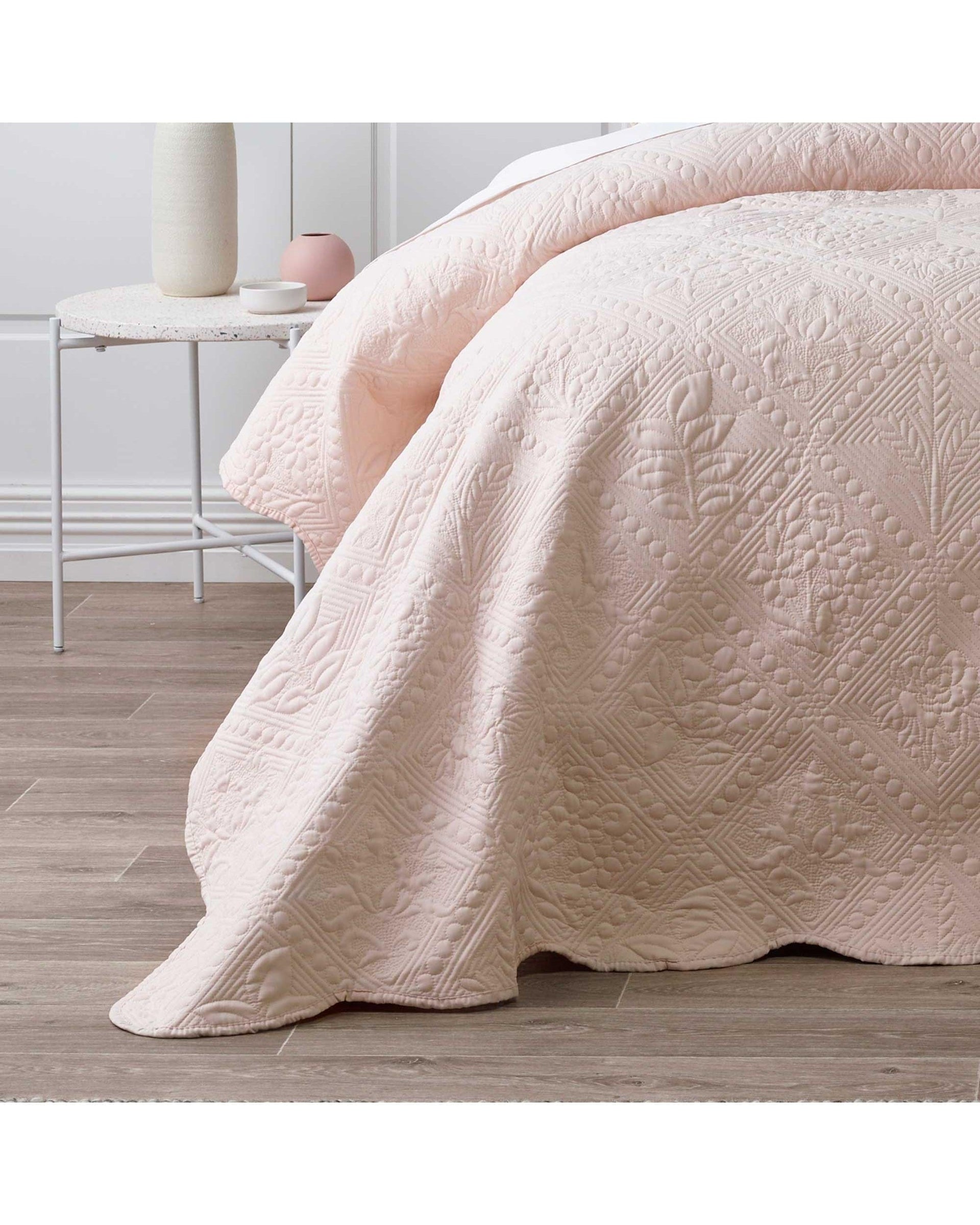 Bianca Bedding Comforter Bianca Bedding LUCINDA BEDSPREAD SET SOFT BLUSH