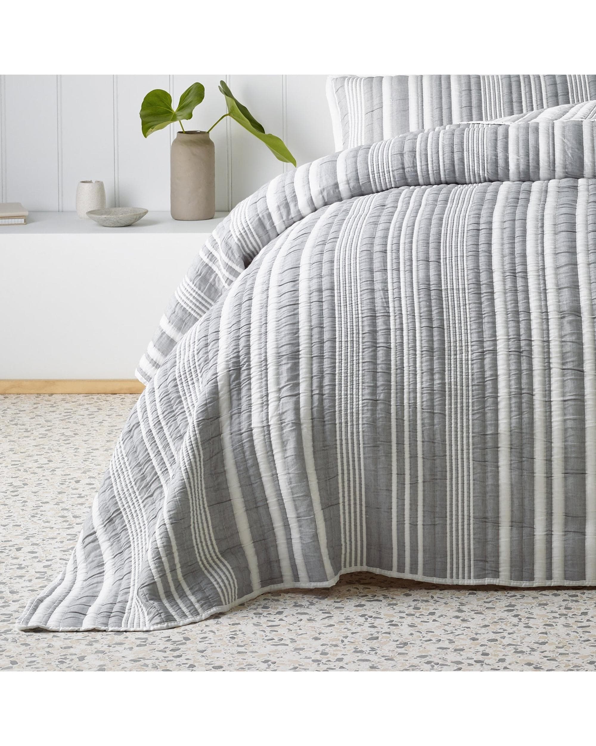 Bianca Bedding Comforter Bianca Bedding WILSON BEDSPREAD SET GREY