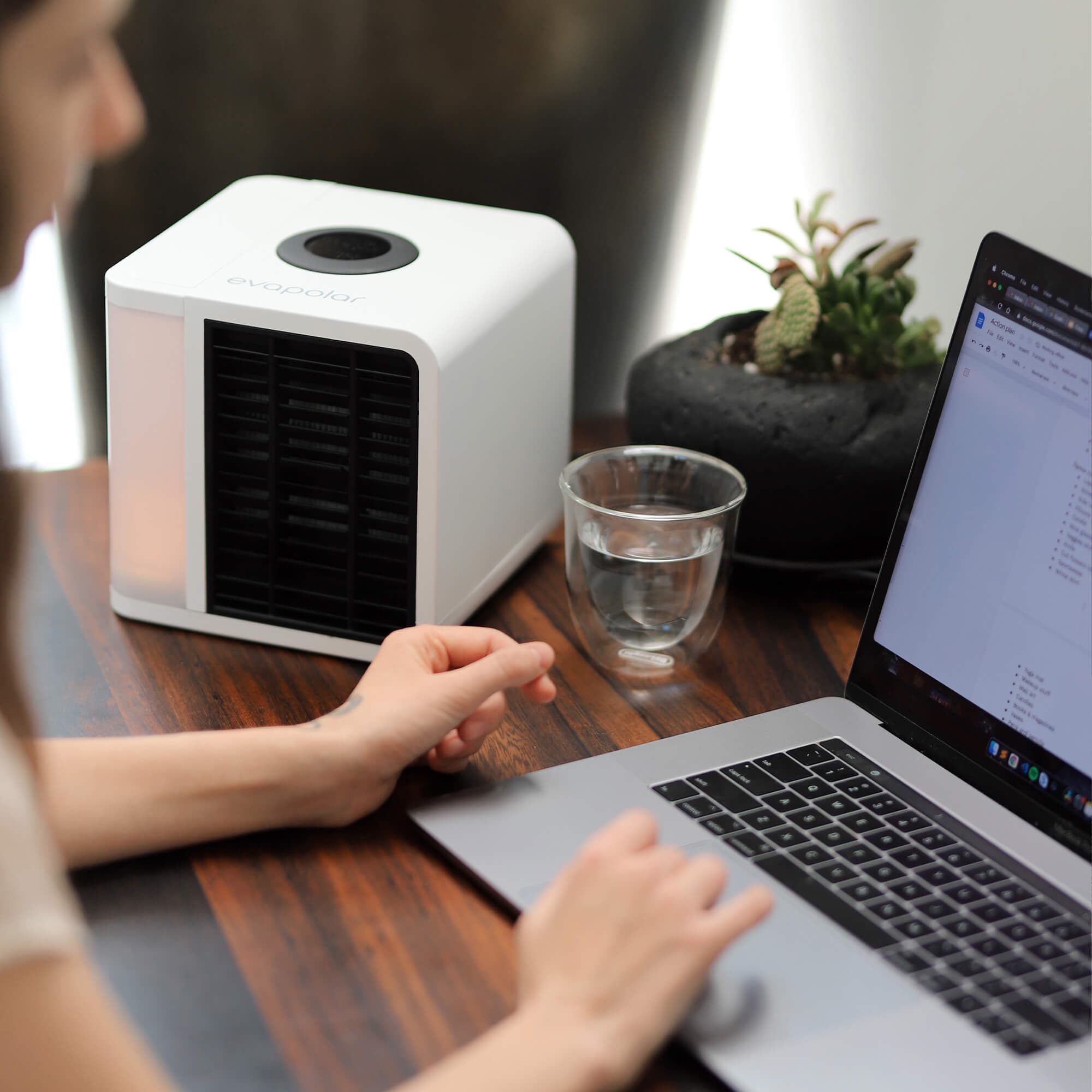 Big Bedding Australia Air Conditioner evaLIGHT Plus Personal Air Cooler and Humidifier, White
