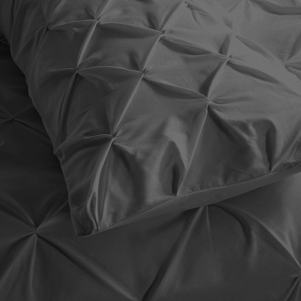 Dreamz Quilt Cover Diamond Pintuck Duvet Cover Pillow Case Set in Super King Size in Black