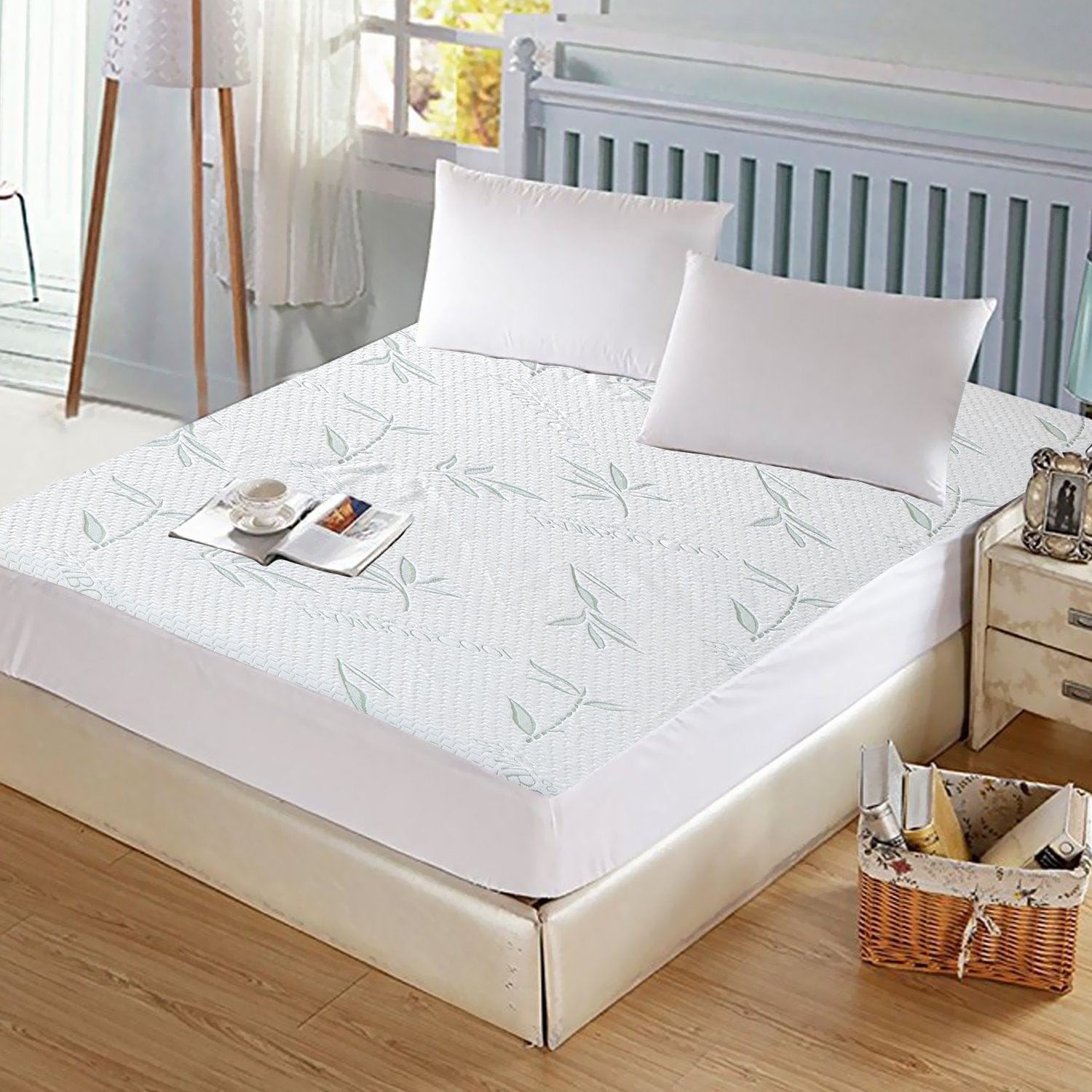 Dreamz Mattress Protector Fitted Waterproof Mattress Protector with Bamboo Fibre Cover Double Size