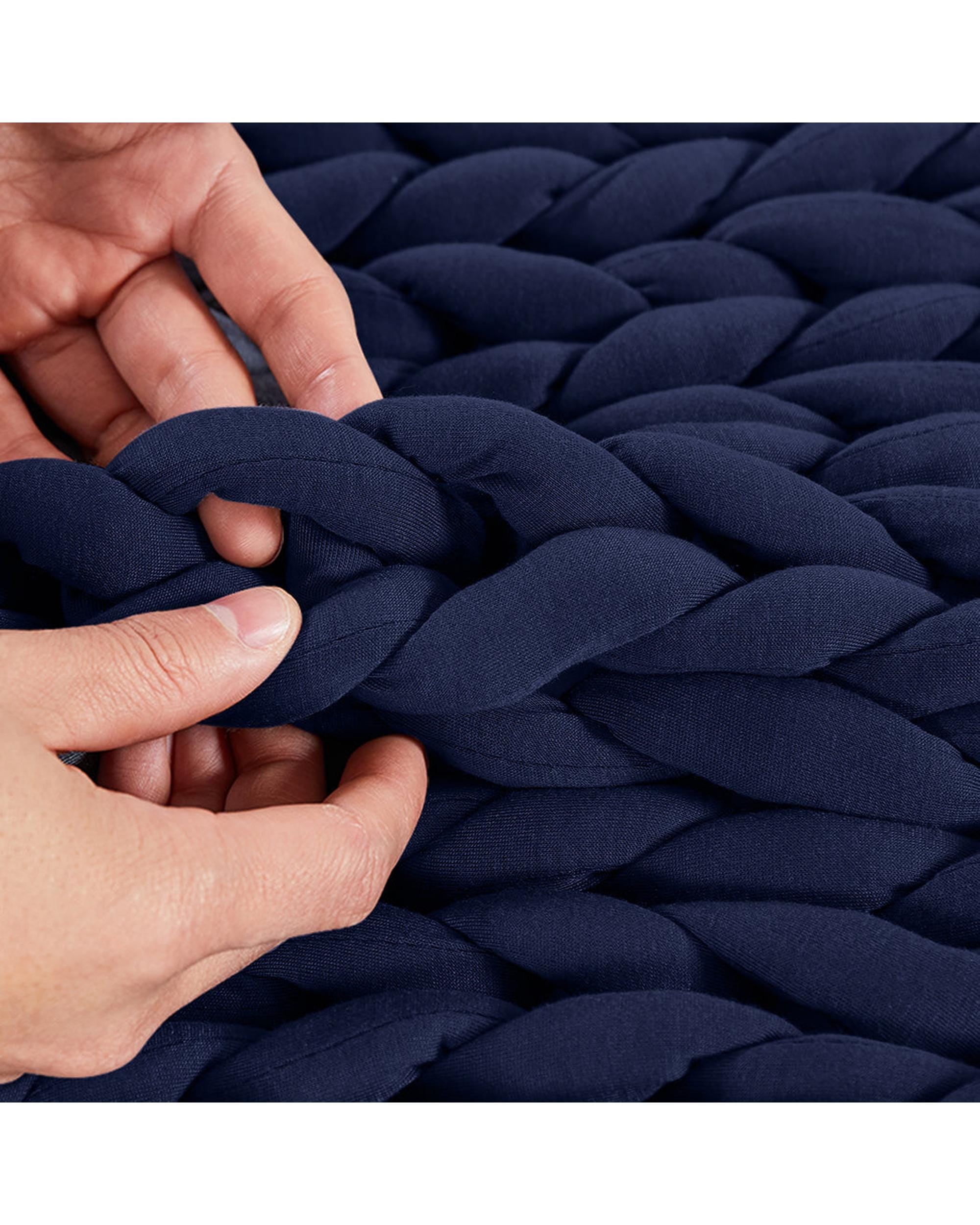 Dreamz Blanket Knitted Weighted Blanket Chunky Bulky Knit Throw Blanket 3KG Navy Blue