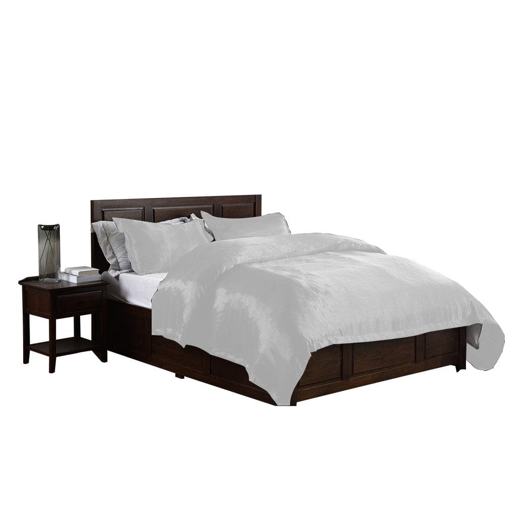 Dreamz Bed Sheets Silk Satin Quilt Duvet Cover Set in Queen Size in Silver Colour