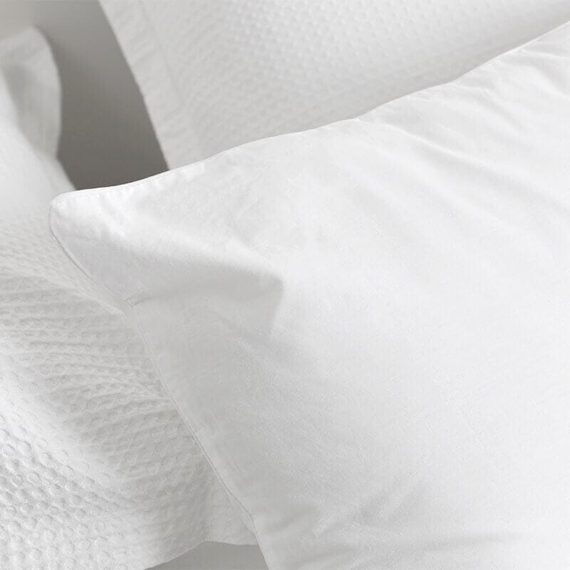 Gainsborough Pillows/Cushions Gainsborough Classic Comfort Medium Pillow