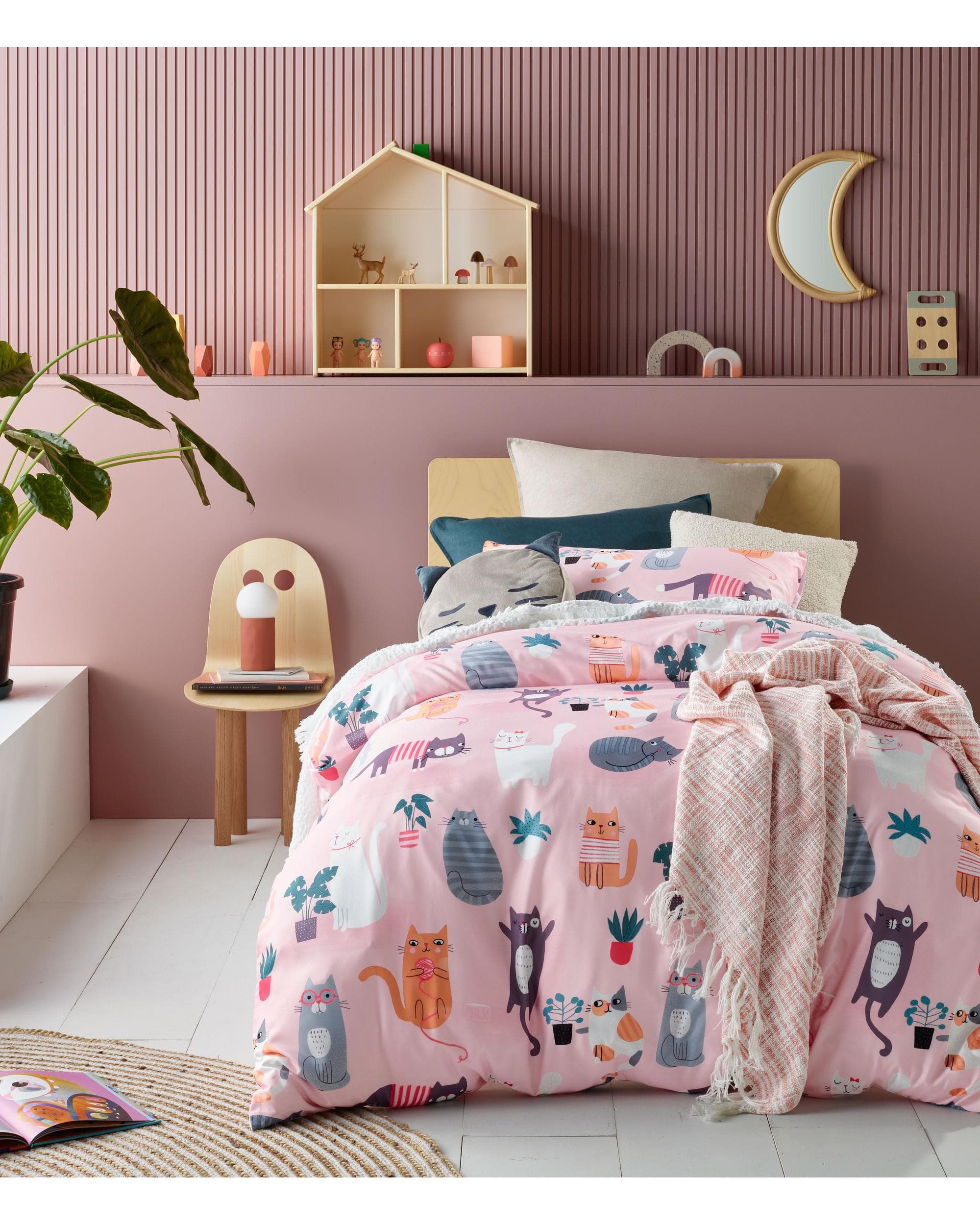 Happy Kids Bedding Quilt Cover Happy Kids Miaow Glow in the Dark Quilt Cover Set