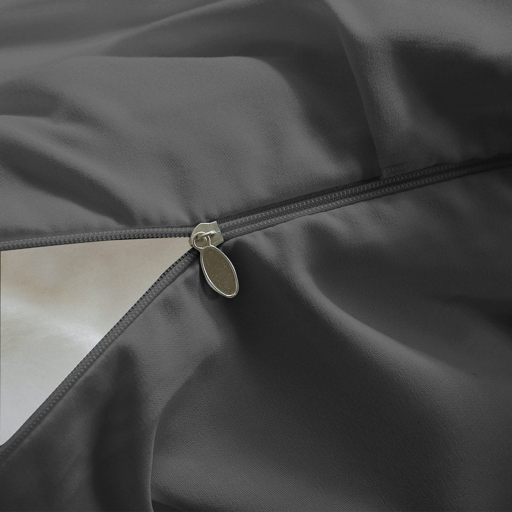 Diamond Pintuck Duvet Cover Pillow Case Set in Super King Size in Black Dreamz