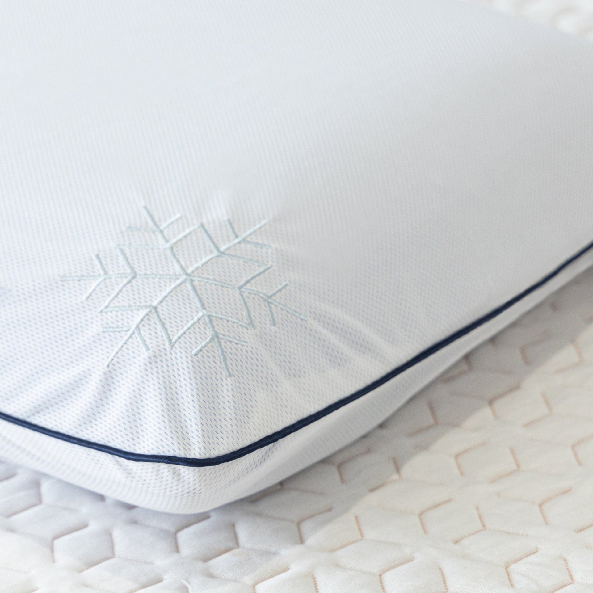 Moonshadow Pillows/Cushions Moonshadow Back Sleeper Thermocool Pillow