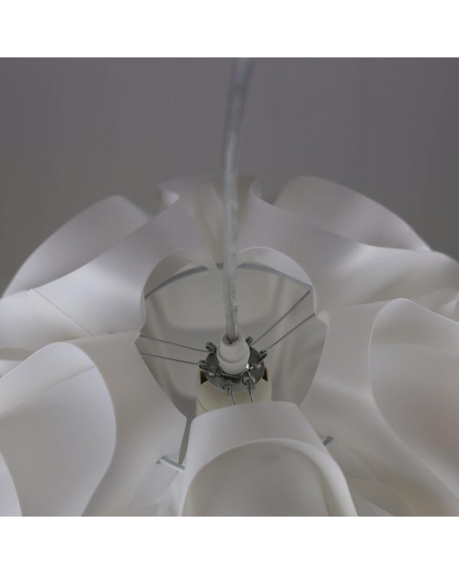 Oriel Lighting Lamp CHIC 33 Acrylic Retro Pendant