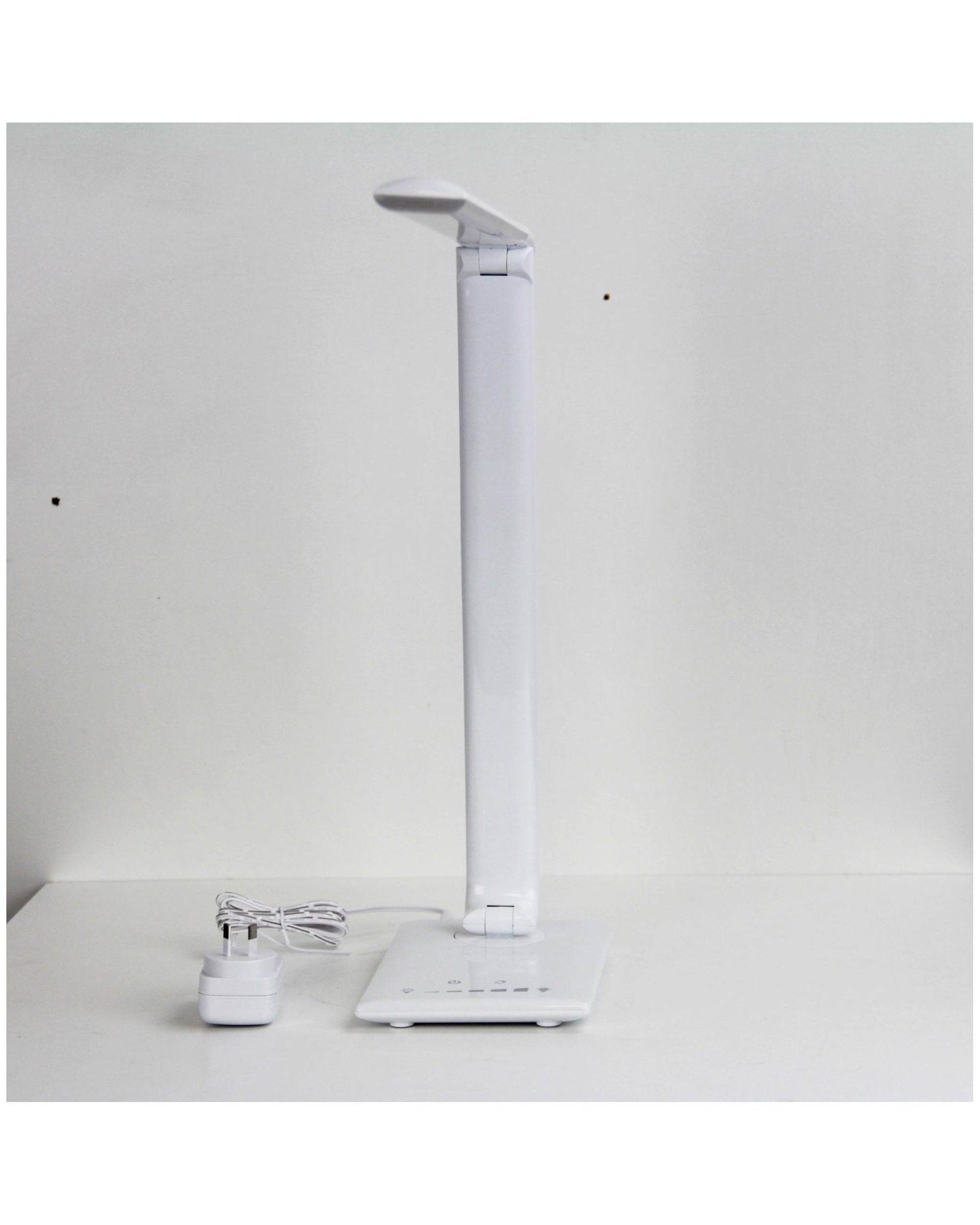 Oriel Lighting Lamp LUKE Touch Dimming LED Lamp with USB Port