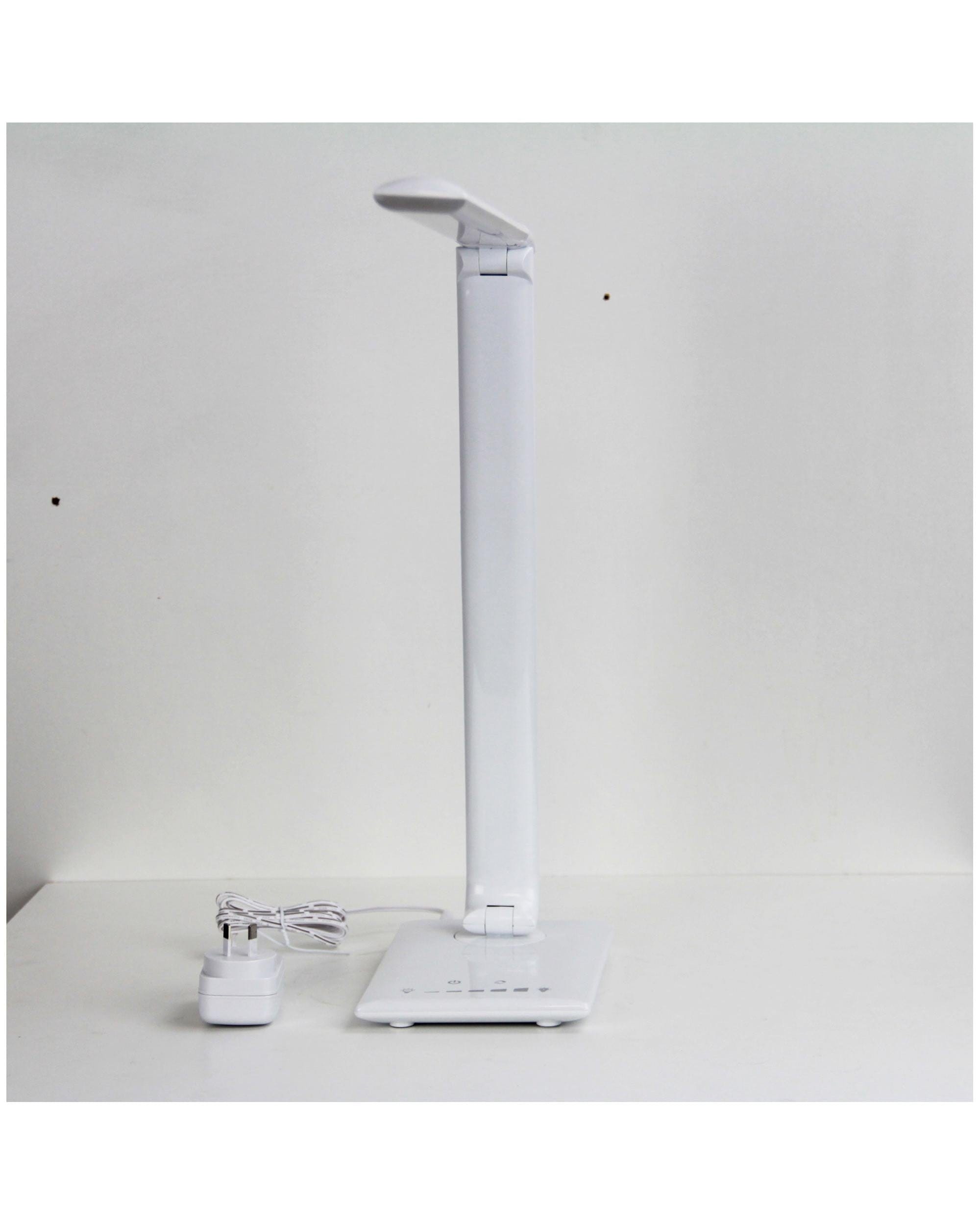 Oriel Lighting Lamp LUKE Touch Dimming LED Lamp with USB Port