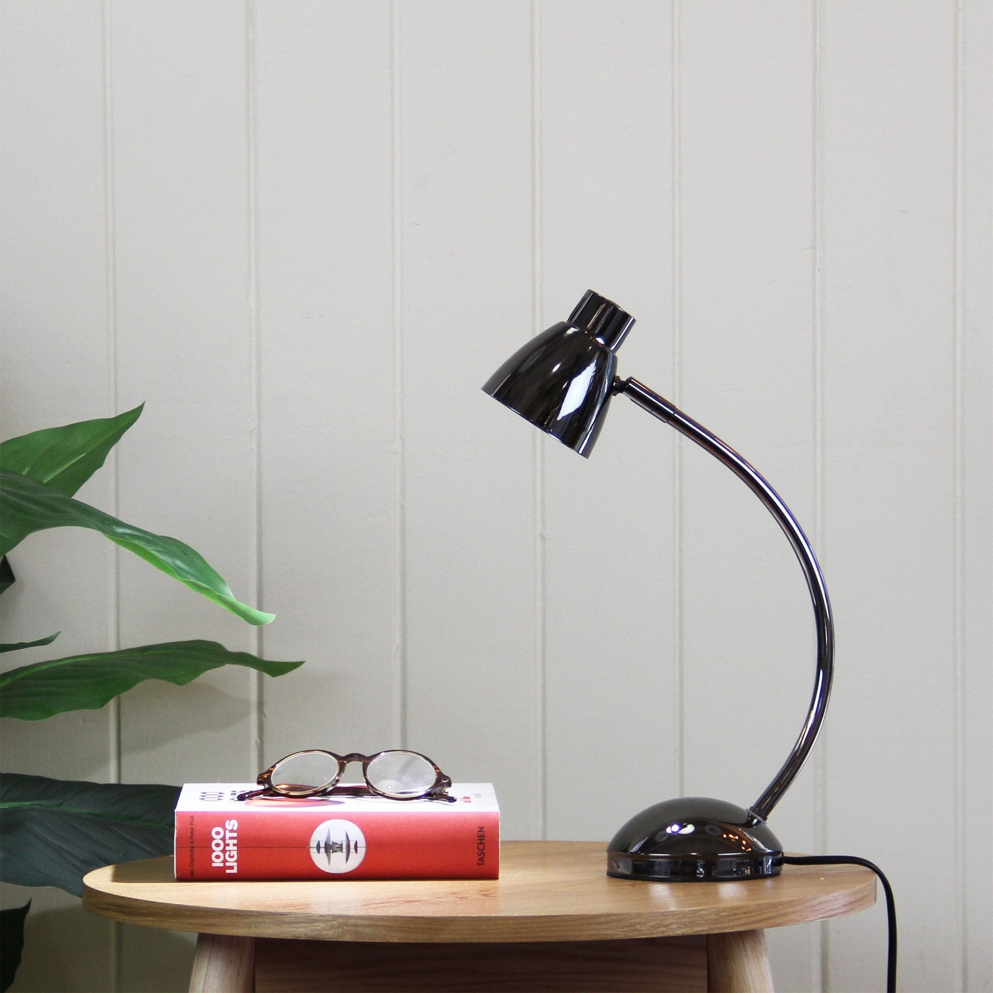 Oriel Lighting Lamp NEX ON-OFF Gunmetal Touch Lamp